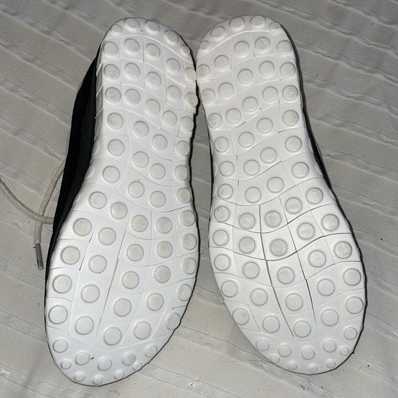 CCILU | black Moon boating shoes | size 7 - Picture 4 of 4